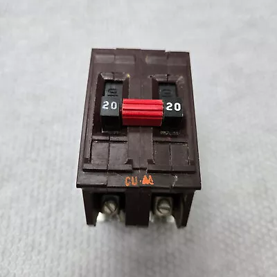 Wadsworth 20 Amp Single Throw Double Pole Plastic Foot Circuit Breaker • $22.95