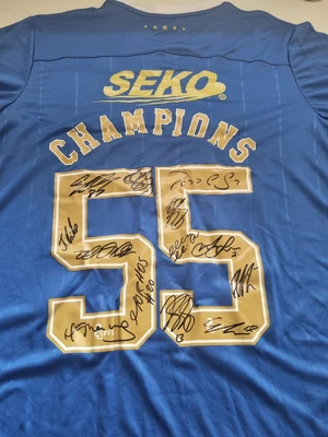 £300 • Buy Glasgow Rangers Champions 55 Squad Signed Shirt