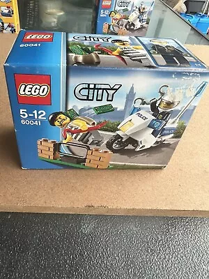 LEGO City 60041 POLICE CROOK PURSUIT Motorbke Money Handcuffs Minifig City • $25