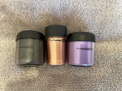 MAC Cosmetics Pigment Powders X 3 In Dark Soul Tan & Violet • £25