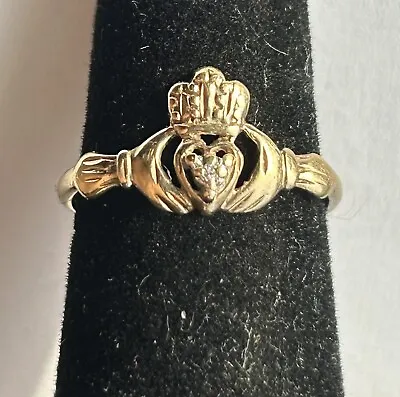 Vintage 10K Yellow Gold Claddagh Ring W/Diamond Chip Size 6.5 • $98