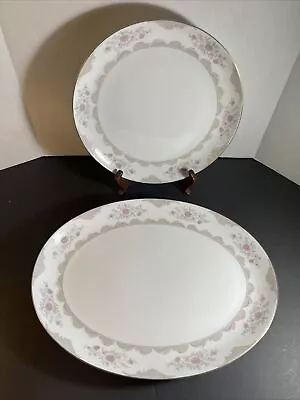 Mikasa  VICTORIA   Dinnerware Set Of 2 - Diner Plate And Serving Dish • $65