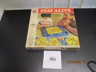 Vintage 1976 Mb Games - Stay Alive - The Ultimate Survival Game - Complete • £12