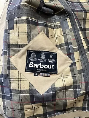 Barbour Men’s Short Mac Jacket Waterproof S Beige Classic Tartan Lining Hole • £24