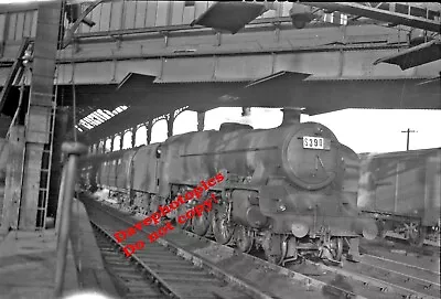 B&W Railway Negative (6mx9cm) 5558  Manitoba  @ Preston 27th Dec 1947 • £3.75