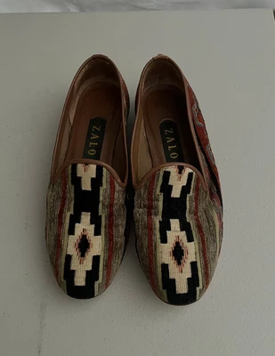 $26.82 • Buy Zalo LEATHER SOLE Needlepoint TAPESTRY LOAFERS SLIP ON Shoes Aztec Size 8M