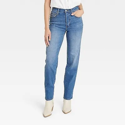 Women's High-Rise 90's Distressed Straight Jeans - Universal Thread • $16.99