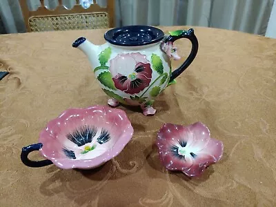 2005 J Mccall Pansies Pink White Teapot Cup & Saucer Icing On The Cake Blue Sky • $39.95