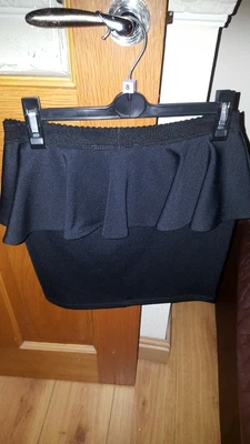 £10 • Buy Black Peplum Skirt 