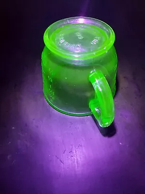 Vintage Vaseline Uranium Green Footed 2 Cup Measuring Mixing Cup Hazel Atlas  • $35