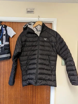 £400 • Buy Arcteryx Cerium SV Jacket Medium 