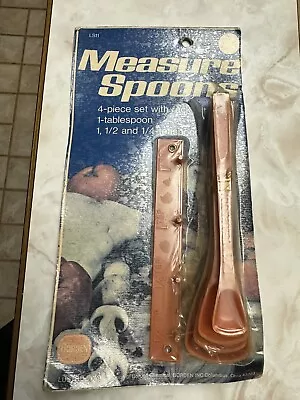 Vintage Plastic Lustro Ware Borden Measuring Spoon Set W/ Hanging Rack New NOS • $10.99