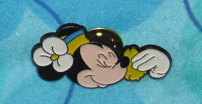 Disney Pin SEDESMA MICKEY MOUSE FRIEND MINNIE Powdering Her Nose  • $4.99