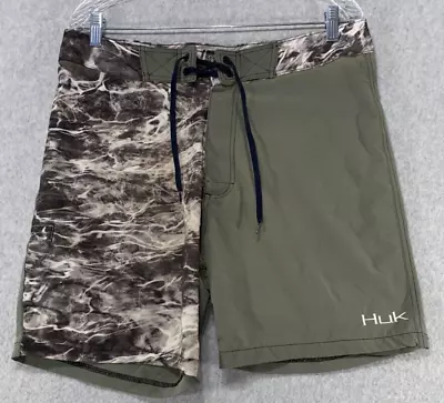 Huk Shorts Mens 34 Performance Fishing Boardshorts Swim Grey Camp Mossy Oak • $28.49