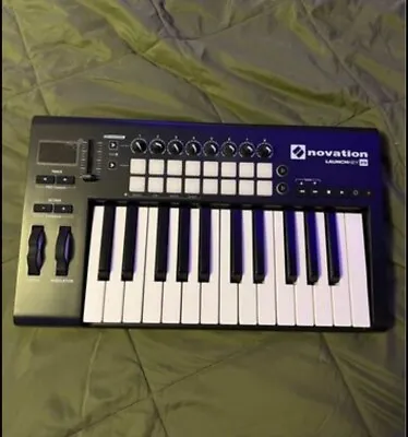 Novation Launchkey 25 MK2 MIDI Keyboard Controller • $45