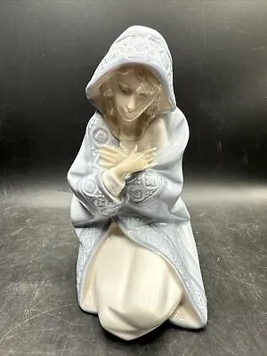 Lladro Virgen Mary 5477 • $125