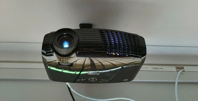 £100 • Buy Optoma 3d 1080p Full Hd Project + Electric Screen + 3d Glasses