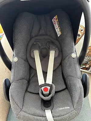 Maxi-cosi Pebble Pro Baby Car Seat • £20