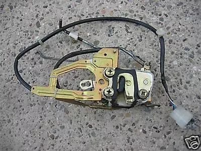 Door Lock Front Left Driver's Side Mazda MPV Year 98 • $19.15