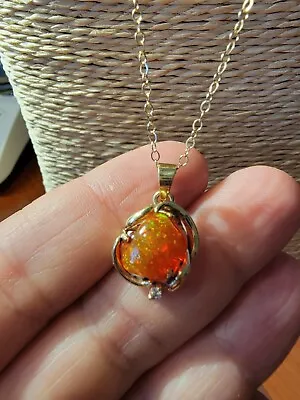 Beautiful Mexican Fire Opal Gold Necklace On 14K Gold. NMO113 • $899.99