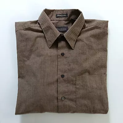 Men's Van Heusen Wrinkle Free Brown Checkered Long Sleeve Button-Up Shirt Size M • $14.99