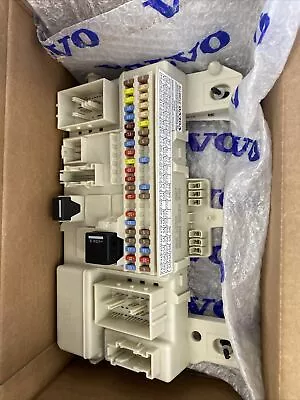 New Volvo C30 C70 S40 V50 CEM Central Electronic Fuse & Relay Box Modul 31327215 • $1000