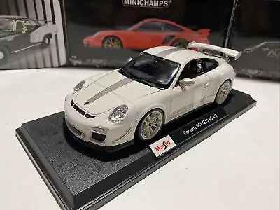 Porsche 911 GT3 RS 4.0 - White 1/18 Scale Maisto Special Edition. New In The Box • $49.95