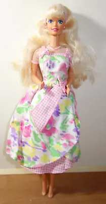 Spring Petals Barbie Doll Avon Special Edition Blond Mattel • $15.90