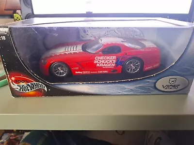 Hot Wheels Dodge Viper Gts-r Red 2002 1:18  • $30