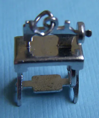 Vintage Movable Sewing Machine Sterling Charm • $24.99