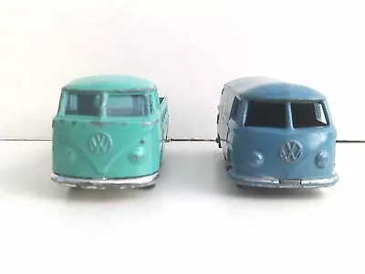 Two Volkswagen 'Splitty' Vans • £10