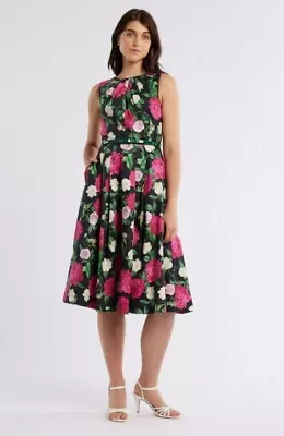 Review Raspberry Peony Dress 10 BNWT (RRP $279.95) • $114.99