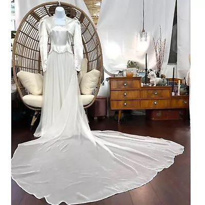 Vintage 1940s Silk Art Deco Wedding Gown Cathedral  Train • $84