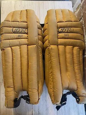 Rare Vintage D&R Youth 332 Goalie Pads • $163.39