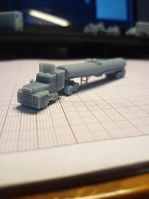 $17 • Buy Z Scale Train Miniature Truck Mack (filme Convoy) And Fuel Trailer