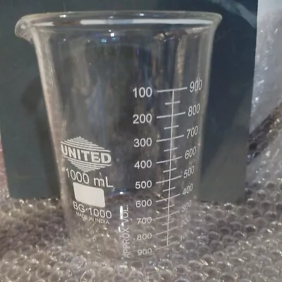 Glass Beaker Vintage Science Measure United 1000 ML BG Approx Volume Chemistry • $6.99