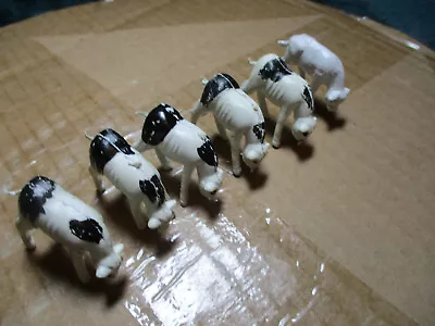 Vintage Made In China Lot Of (6) Plastic Calves O Gauge 1/48 Scale • $11.19