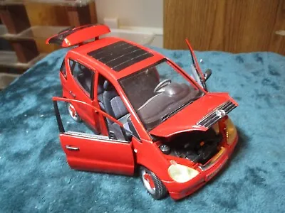 Maisto 1997 Mercedes Benz A Class A140 Compact SUV In Red Diecast 1/18 Scale • $11.19