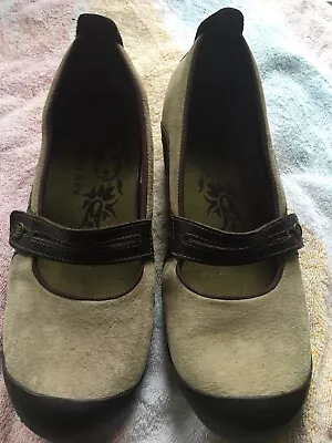 Merrell Plaza Bandeau Dark Taupe Womens Size 9.5 Low Heel Very Comfortable! • $20