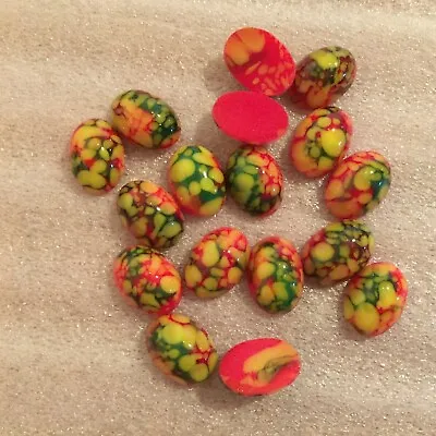 AM946 Vintage Glass Cabochons 14x10mm Red W/mottled Yellow/green Unfoiled (12) • $5.99