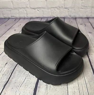 $20 • Buy ZARA RUBBERIZED SPORTS SANDALS SIZE 37 Black (6.5 US)