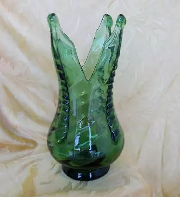 1940s VINTAGE MASSIVE EMERALD GREEN GLASS VASE • $84