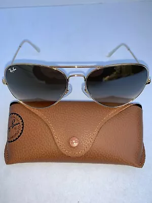 Ray-Ban Aviator Sunglasses 001/51 RB3026 62m Gold Frame With Brown Gradient Lens • $1.25