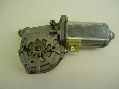 W123 NOS Bosch 0130821021 Mercedes Power Window Motor 14 Tooth • $225