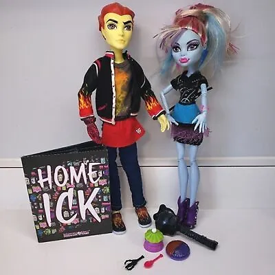 Monster High Classroom Abbey Bominable & Heath Burns Doll 2-Pack Accessories • $69.98
