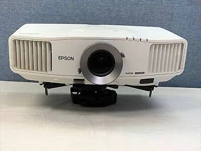 Epson PowerLite Pro G5450WU 3LCD Projector H346A WUXGA With Ceiling Mount Nice! • $315.99