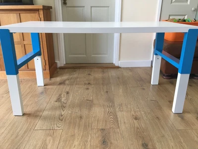 £10 • Buy IKEA Pahl Desk Table White