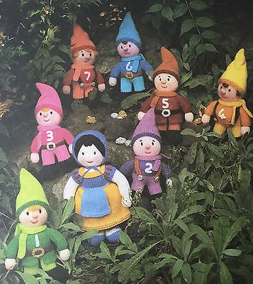 KNITTING PATTERN Jean Greenhowe Snow White + Seven 7 Dwarfs Fairy Tale Toys • £6.99