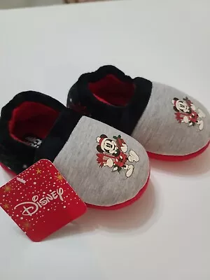 GroundUp Disney Mickey Mouse Christmas Slippers NIB Kids Size 9-10 • $9.99