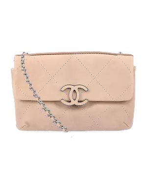 CHANEL Hamptons Mini Flap Bag • £1500